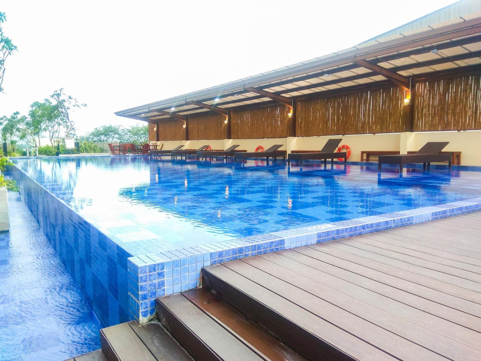 Apartemen Big And Cozy At Azalea By Travelio *